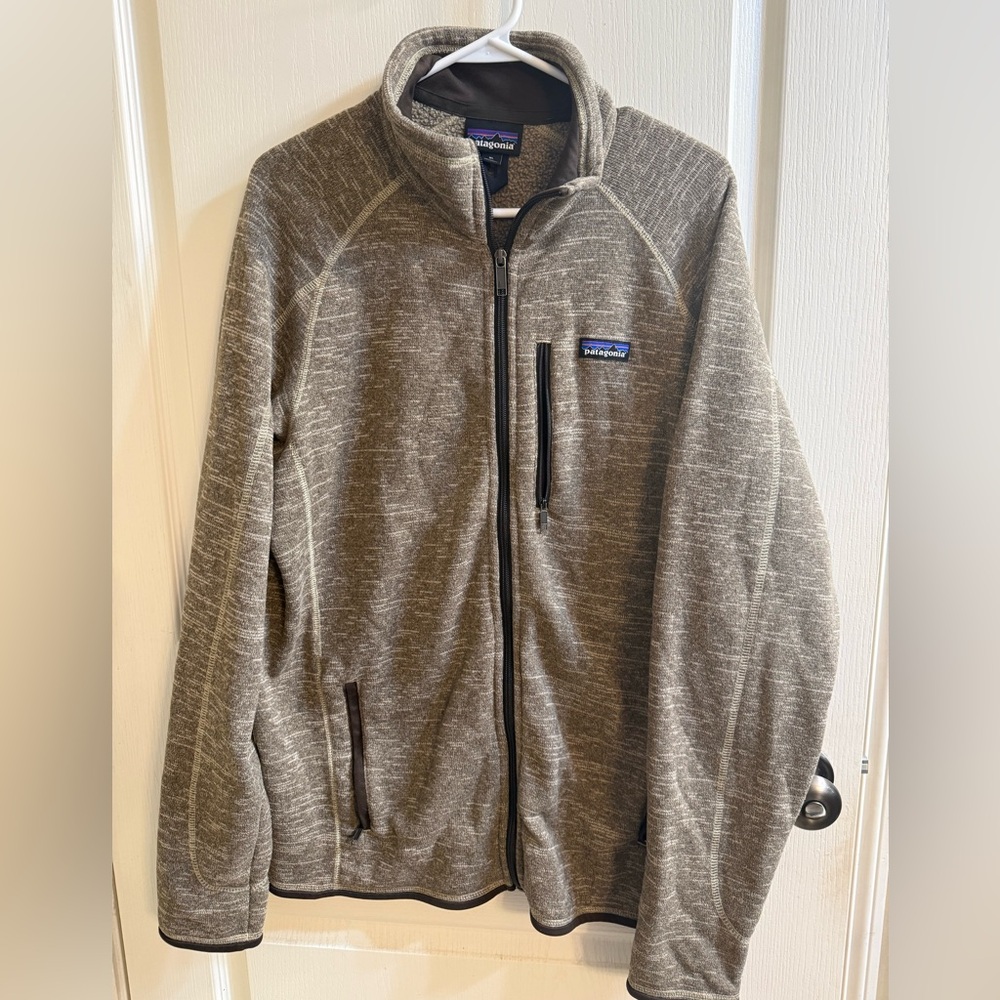 Patagonia Men's Tan Lightweight Jacket